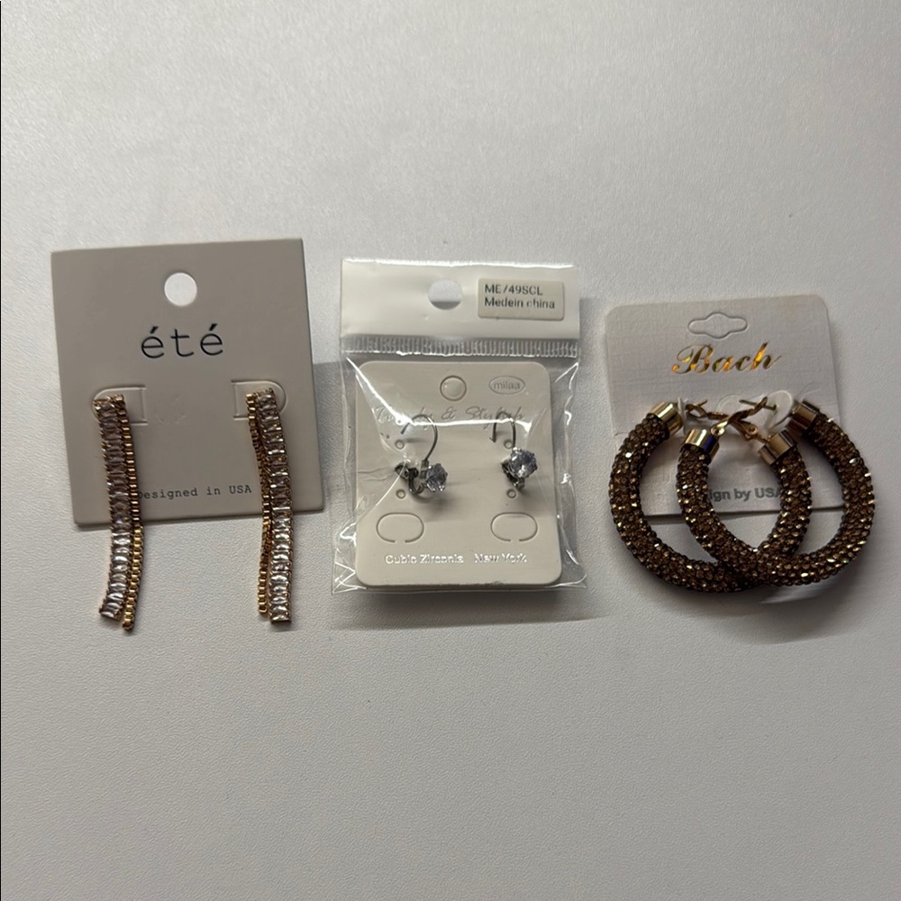Gold Earrings Set